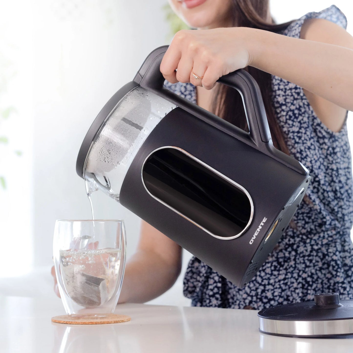 Ovente 1.7 Liter Electric Hot Water Kettle