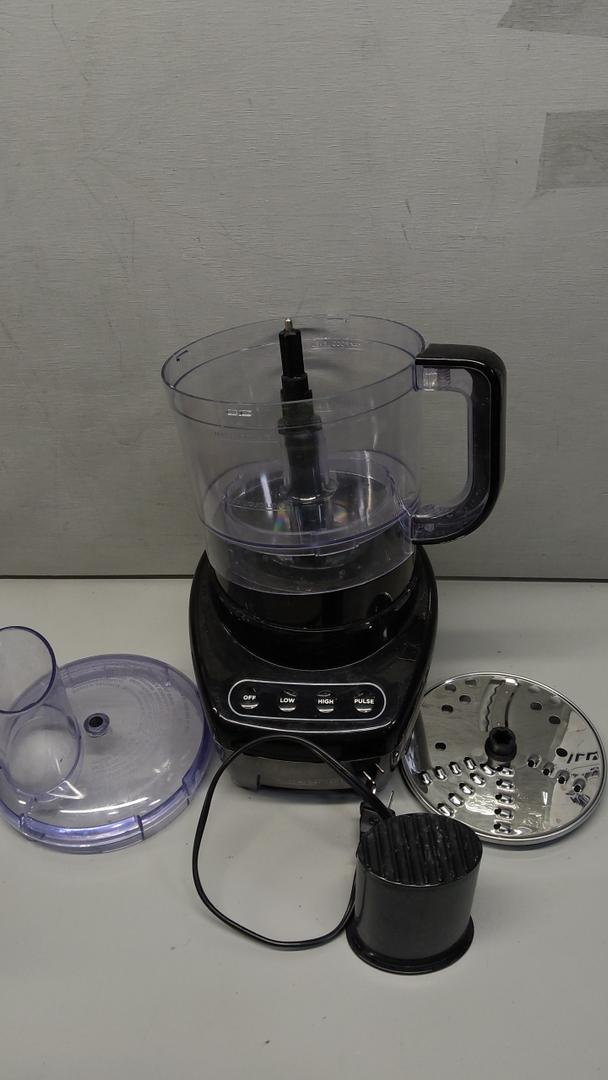 BLACK+DECKER Food Processor and Vegetable Chopper, Stainless Steel Blade