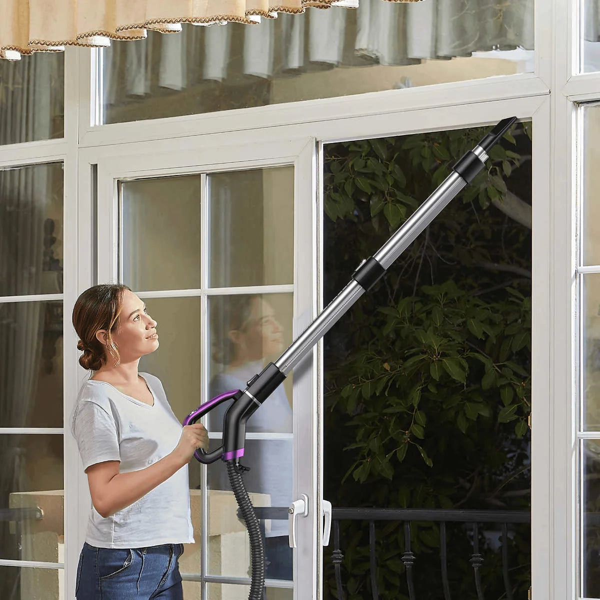 EUREKA CANISTER VACUUM